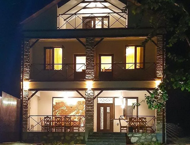 Yengibar\'S Family House
